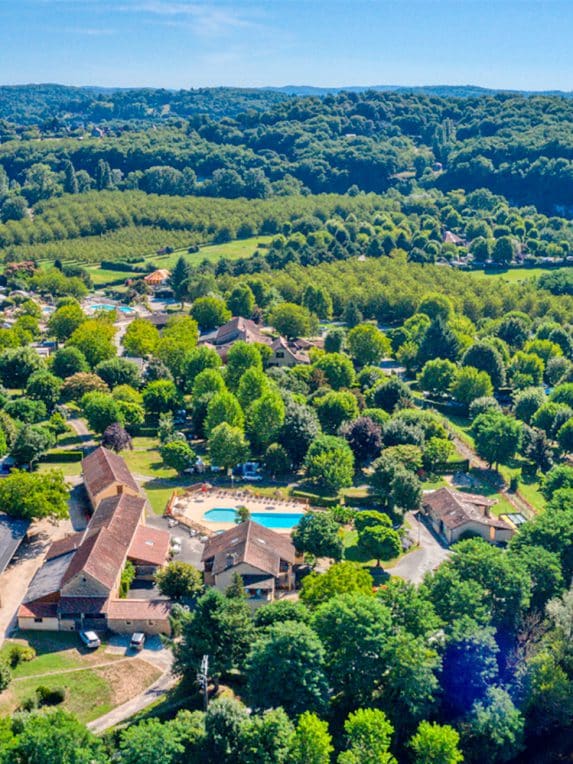 vue aerienne camping la bouysse dordogne